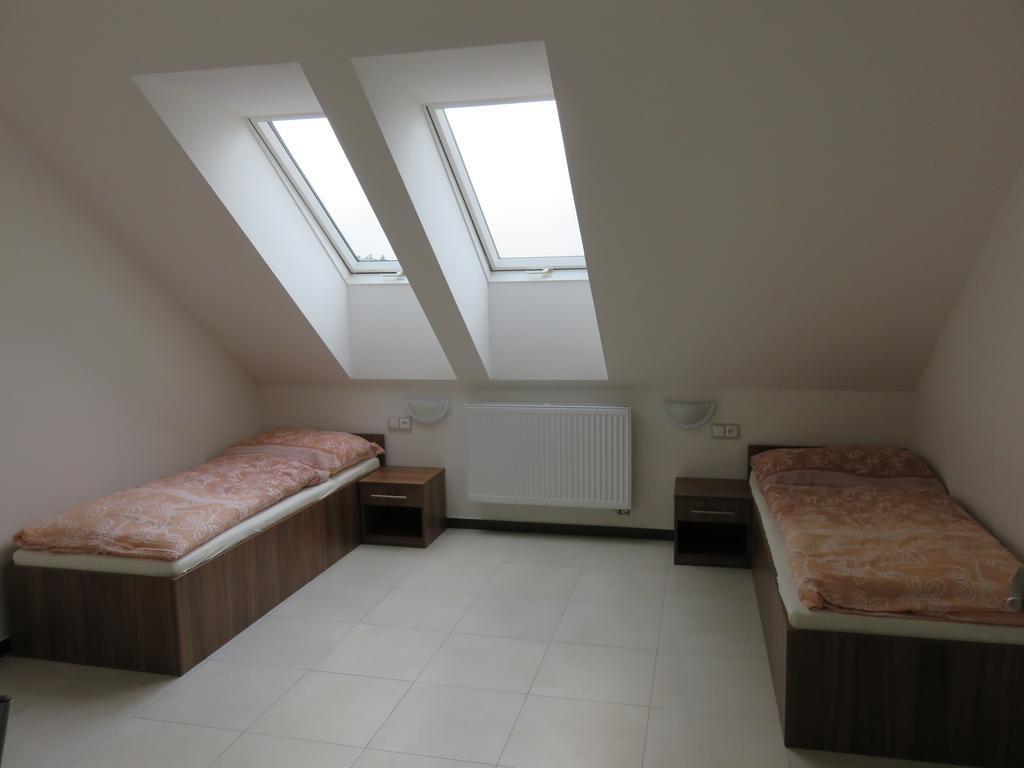 Penzion U Dulíka Veselí nad Moravou Zimmer foto
