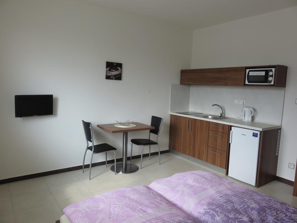 Penzion U Dulíka Veselí nad Moravou Zimmer foto