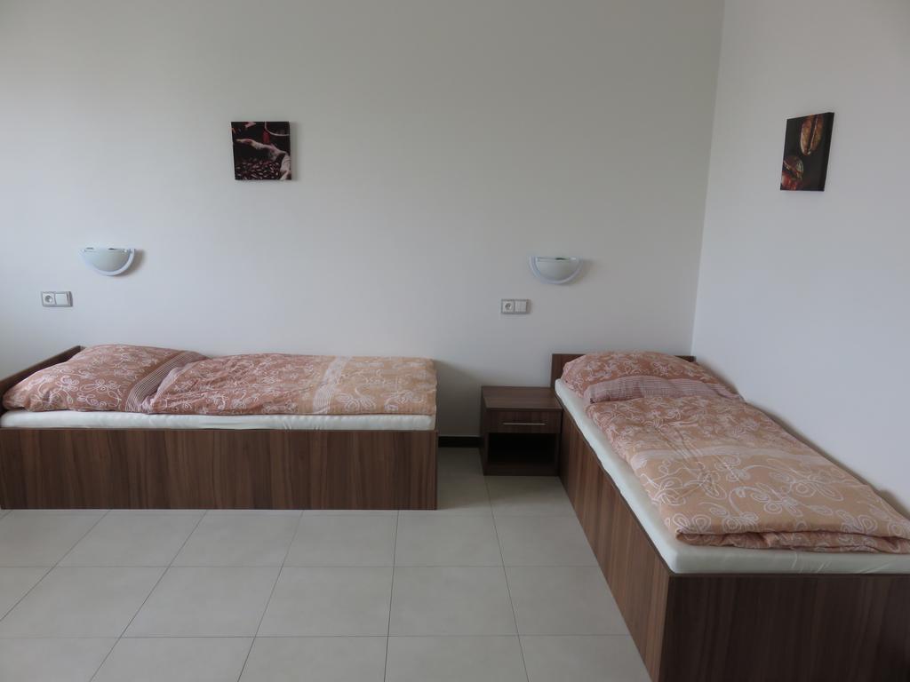 Penzion U Dulíka Veselí nad Moravou Zimmer foto